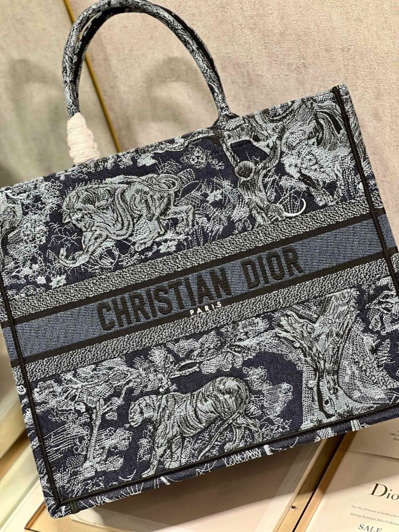 Christian Dior Shopping Bags